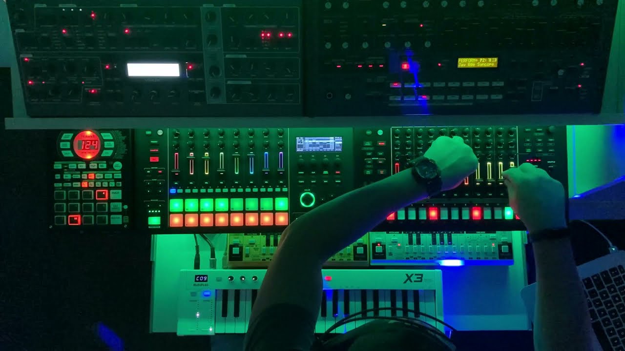 Vanderson - Goa Trance hardware live set IV  MC-707/TR-8S/JP-8080/Virus TI/TD-3