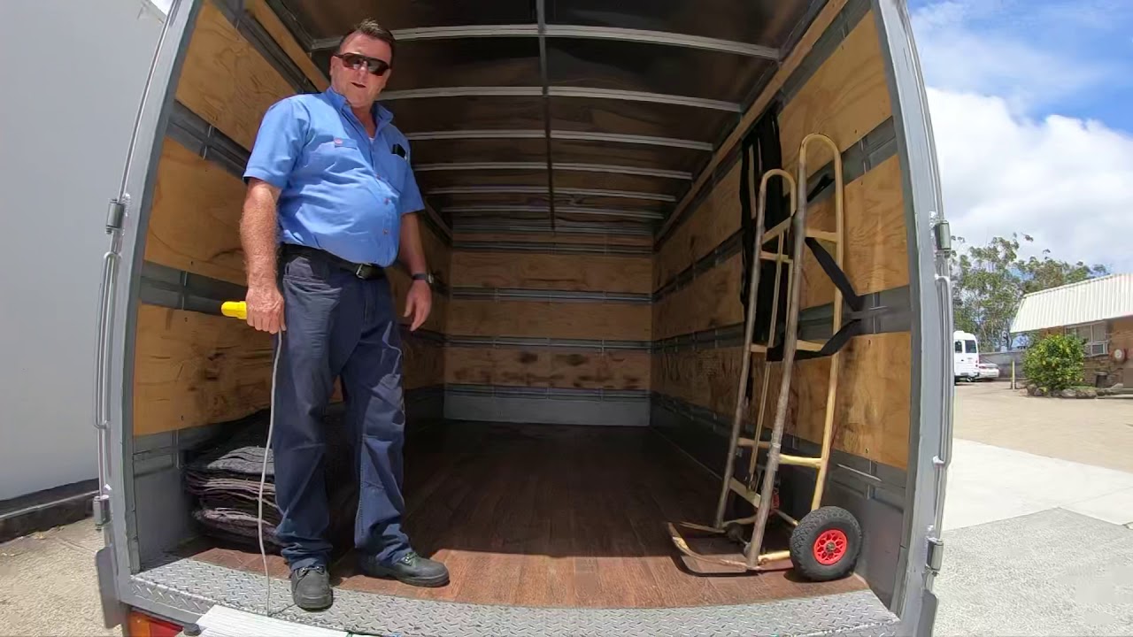 3 ton moving truck walkthrough