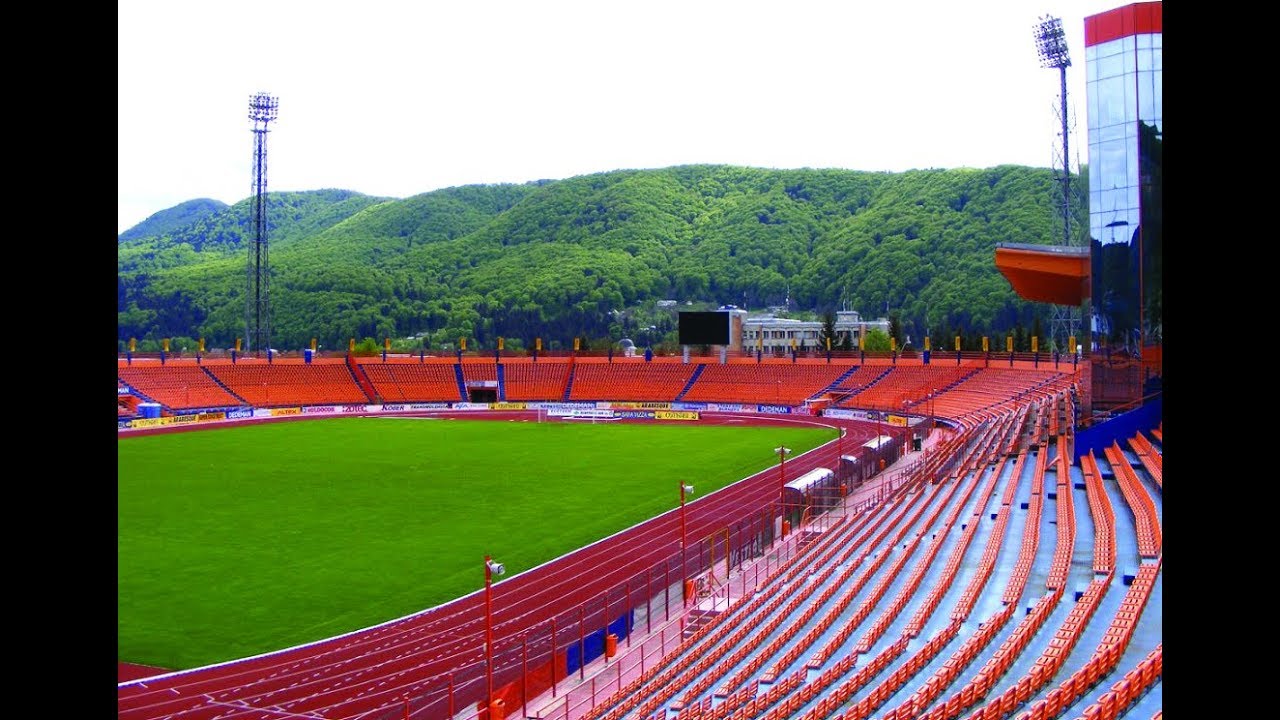 Top 15 stadioane mari din Romania in stare de degradare.