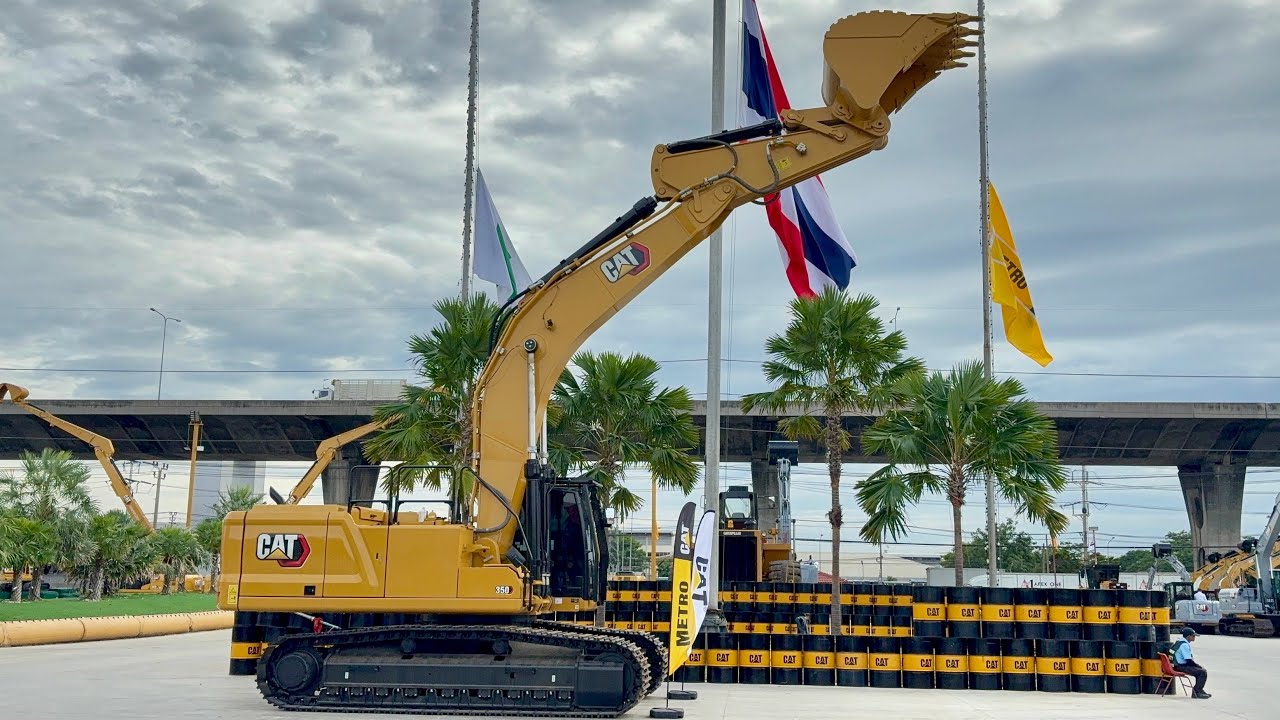 CATERPILLAR 350 NEXT GEN, CAT C9.3B engine, 414 horsepower, 3.6 cubic meter bucket, weight 47.6 tons