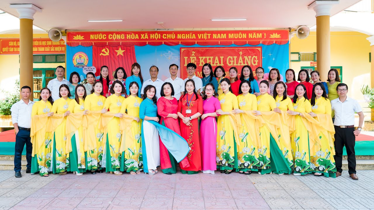TRƯỜNG THCS QUẢNG THÀNH 30 NĂM THÀNH LẬP VÀ PHÁT TRIỂN