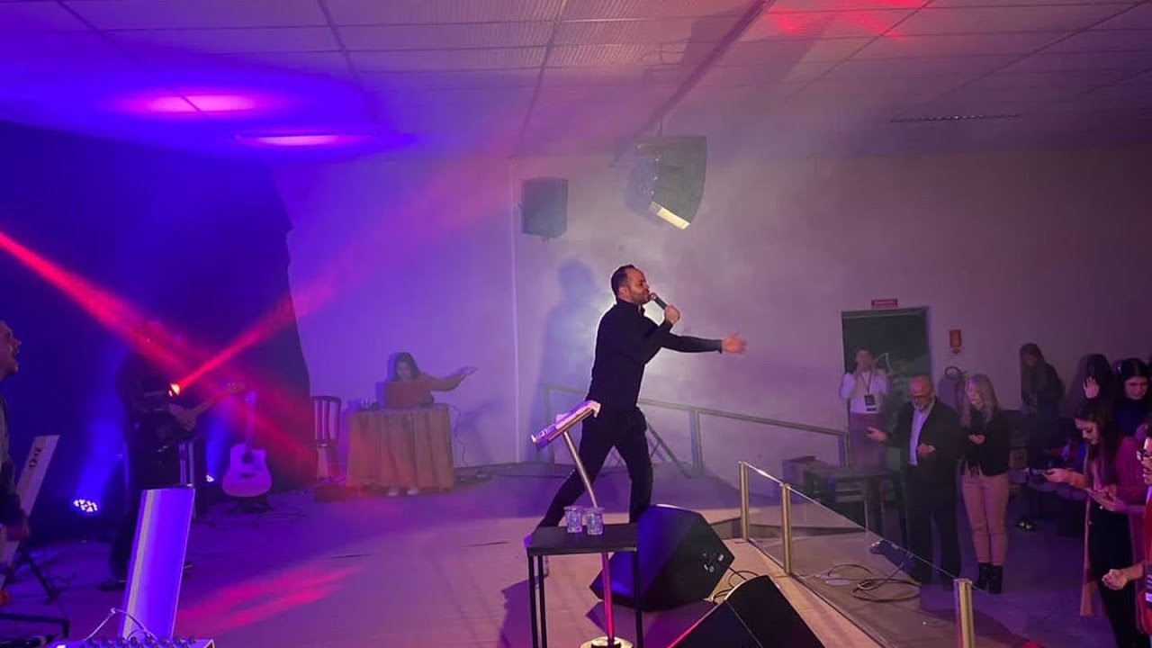 Culto Jovem | Pastor Julio Cesar