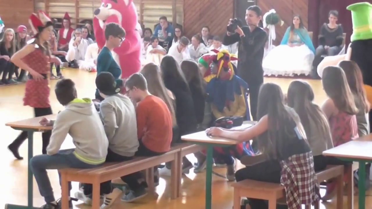 7. b Szerepcsere