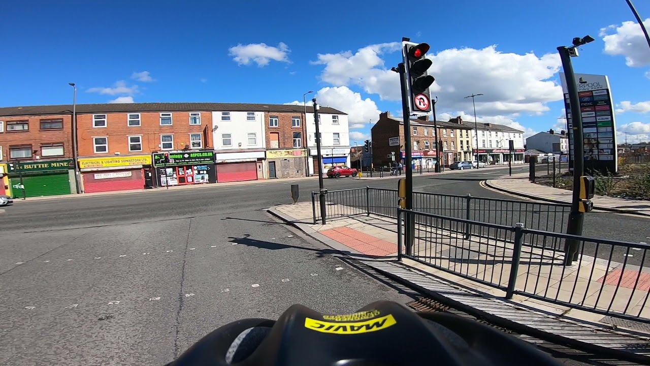 QUINNS BIKE SHOP - LIVERPOOL...I BOUGHT MY KUOTA FROM THERE - A FINE STORE WITH GREAT STAFF 👌🏻👌🏻👌🏻