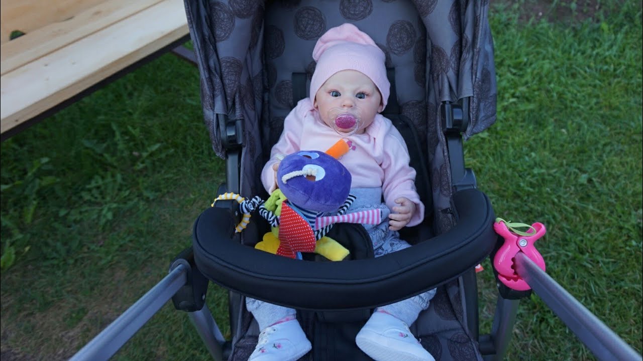 Прогулка с реборном Мэлади / Коляска куклы реборн /Riding a reborn / Strolling Doll Reborn
