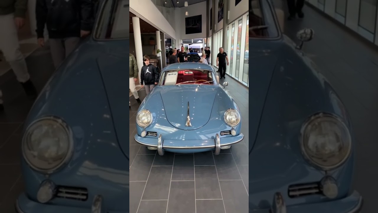 Porsche 356 B Coupe is the spotlight of the show! 