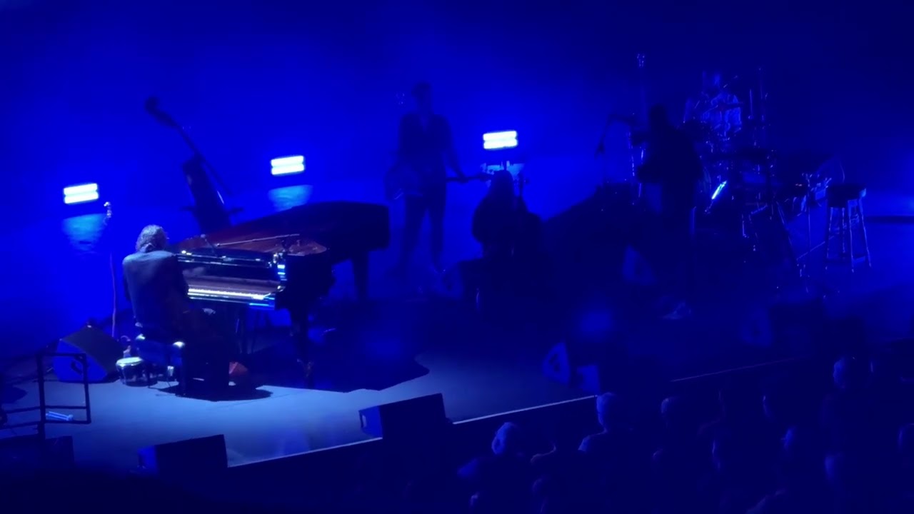 Chilly Gonzales - Knight Moves  (Royal Albert Hall, 2024)
