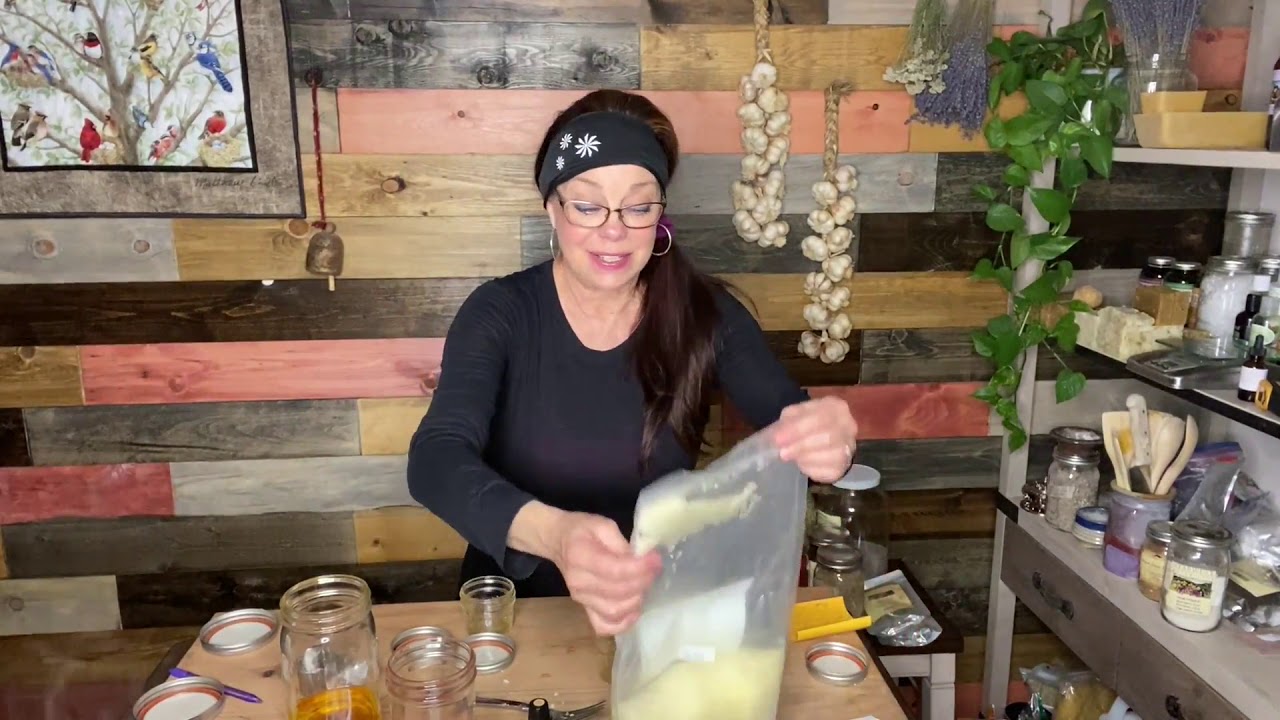 Домашний бальзам для живота: эффективный рецепт мази для здоровья кожи (крем от растяжек и сухост...