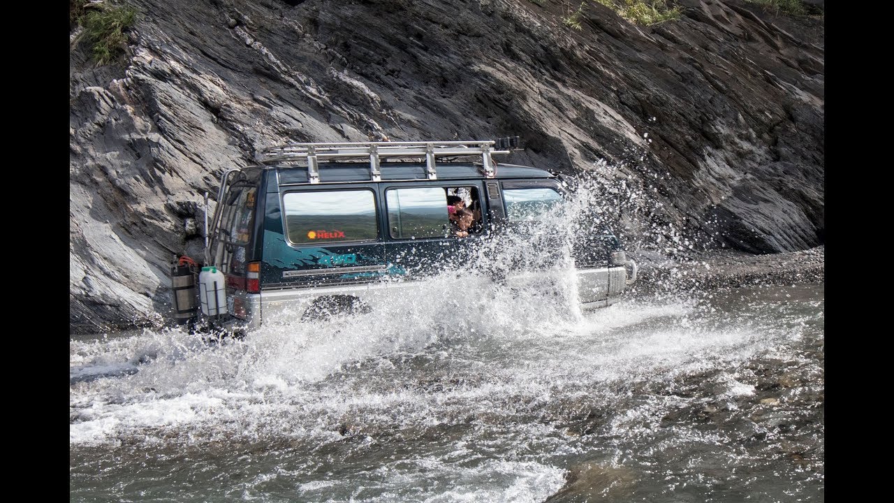 哈尤溪溫泉四輪傳動 Taiwan Hot Spring - Delica L300