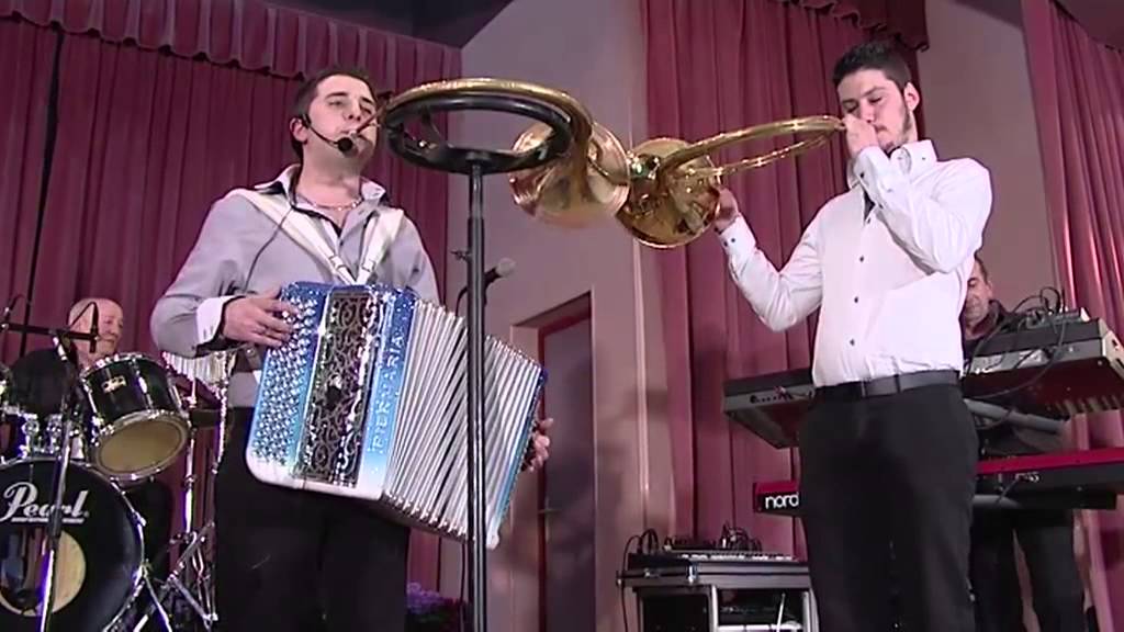 La belle des bois par Quentin LAROCHE et son Orchestre