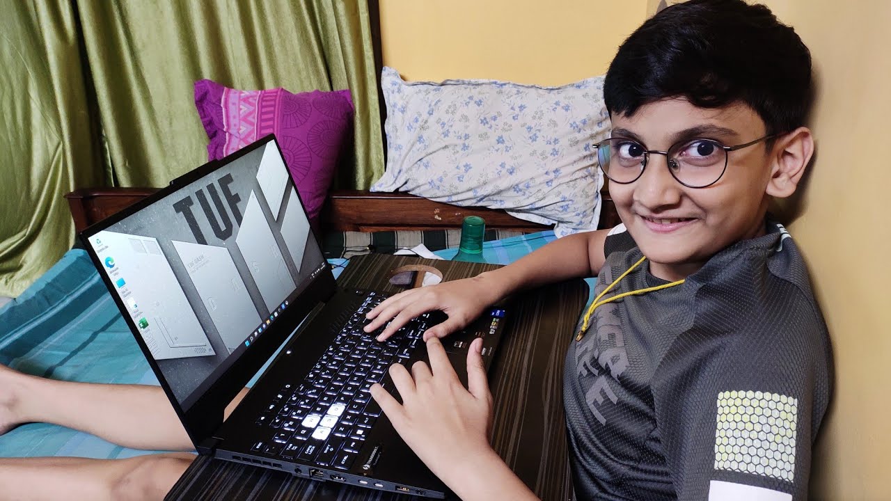 Aadi got his dream laptop Asus TUF Dash F15 unboxing