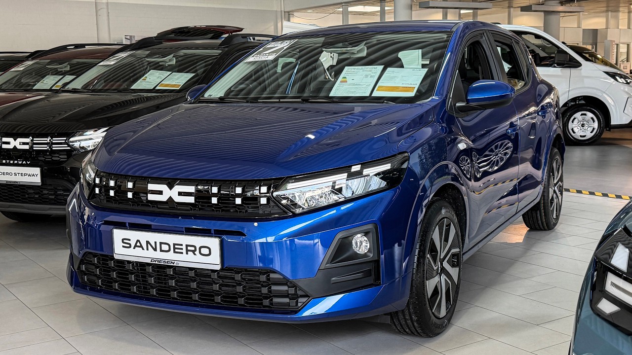 2026 Dacia Sandero - Interior & Exterior 4K