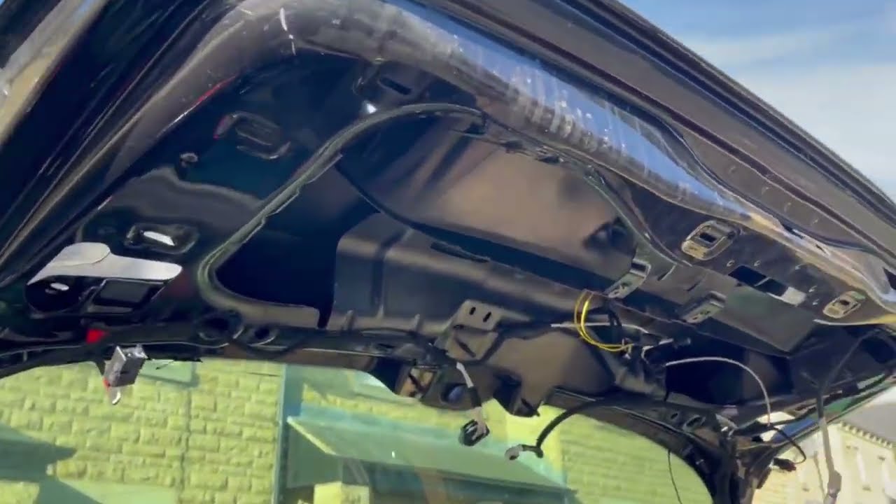 Volkswagen Boot Lid Replacement