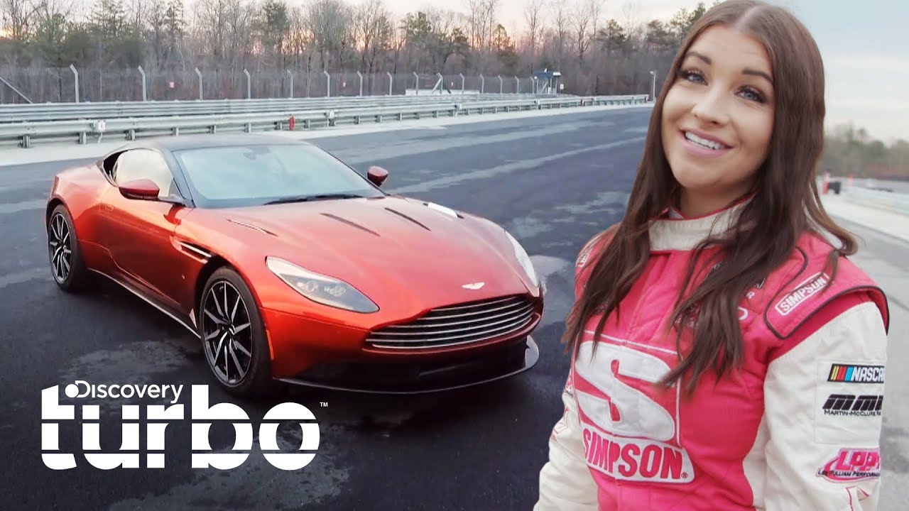 Brian corre contra Amber Balcaen en un DB11 | Autos alucinantes con Brian Johnson | Discovery Turbo