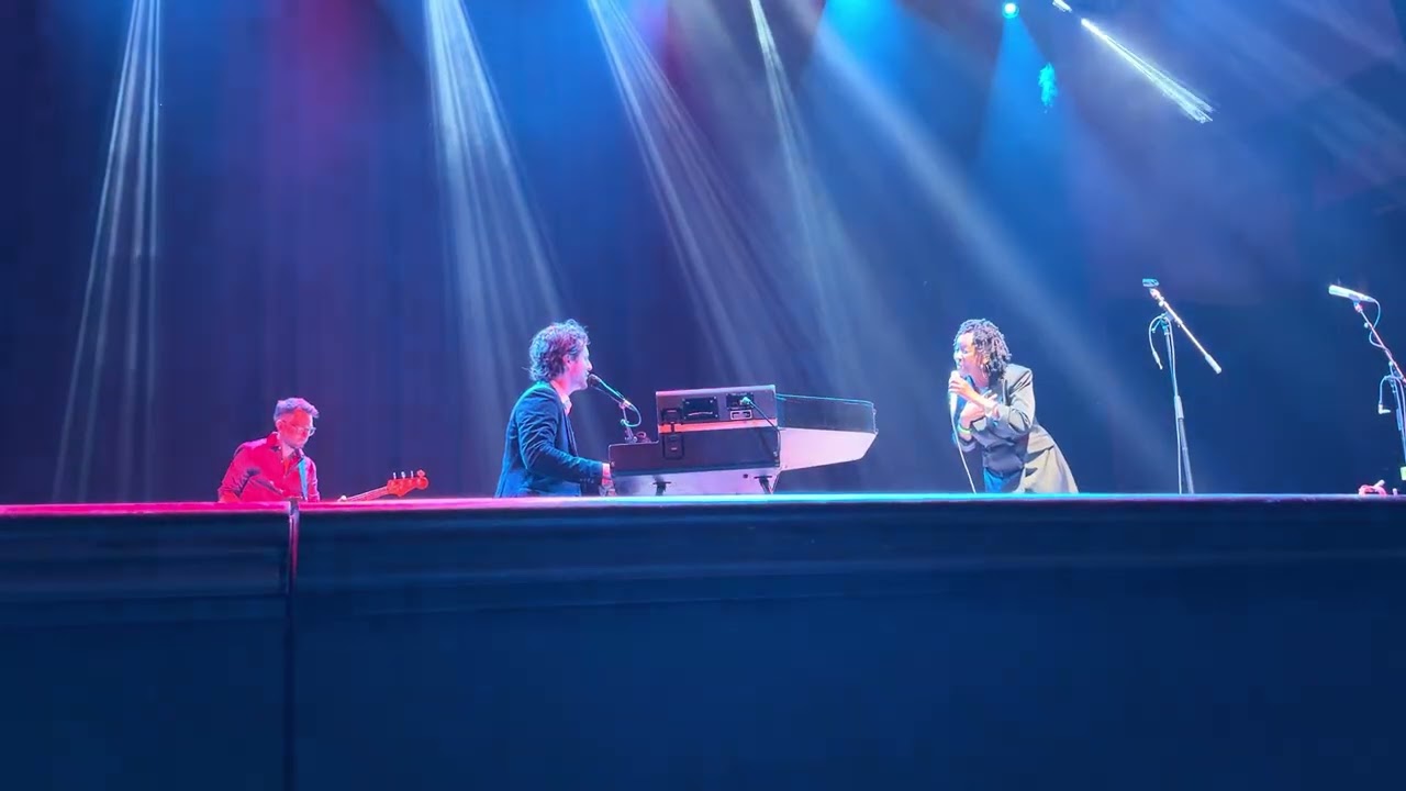 Noah Reid & Tanika Charles, This Christmas Donny Hathaway cover), Massey Hall