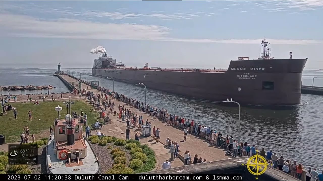 Mesabi Miner arrived Duluth at 11:22 AM