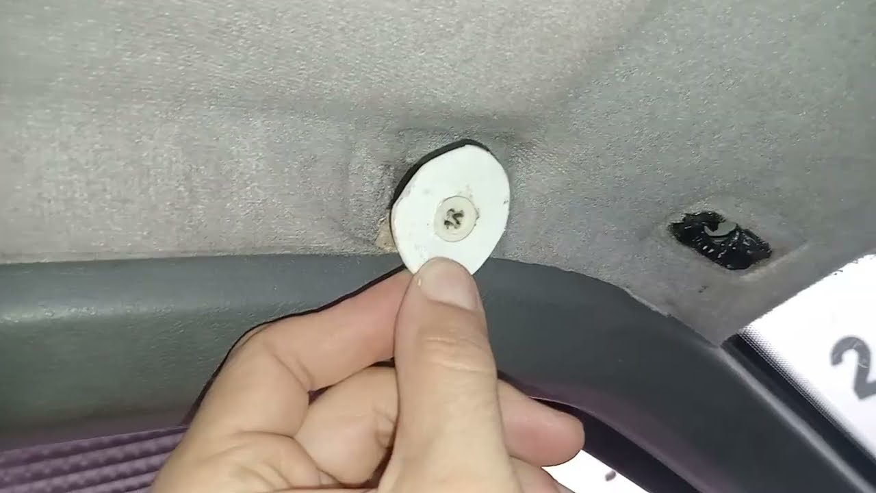 Sacar tapizado techo Renault 19