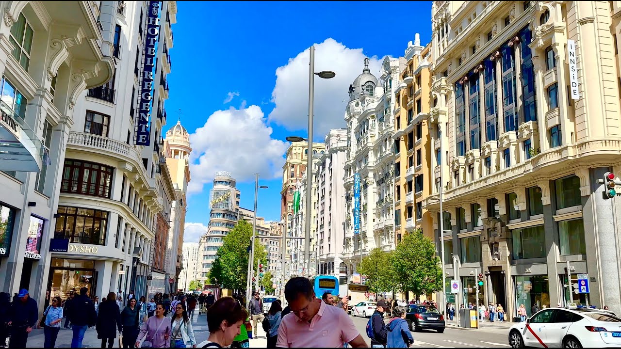 Madrid[4K] Plaza de España y Calle de Gran Vía (Actualizado a Mayo de 2025)