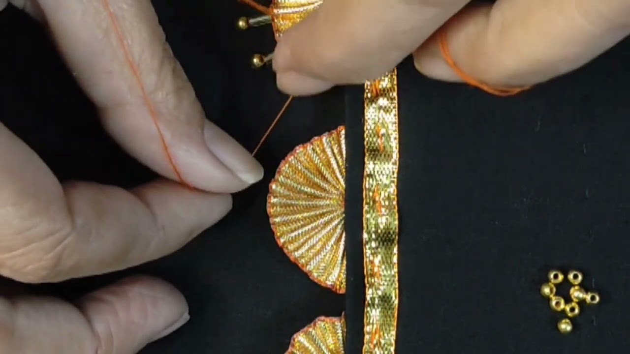lady kurte #Lehga# Amazing border lace hand work embroidery 🪡🪡🌼🌼💯