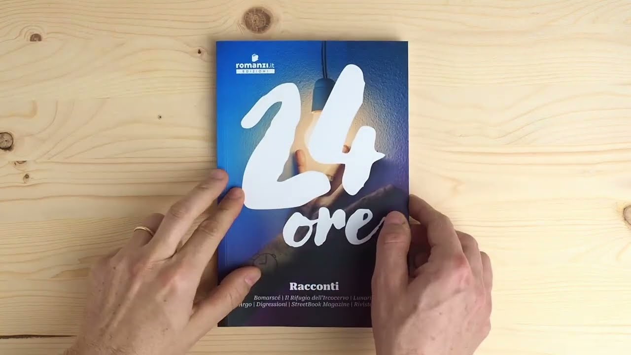 📘 