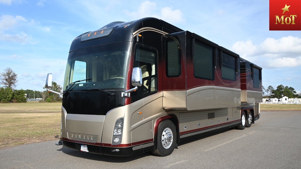 Motorhomes of Texas 2007 Newell C3253