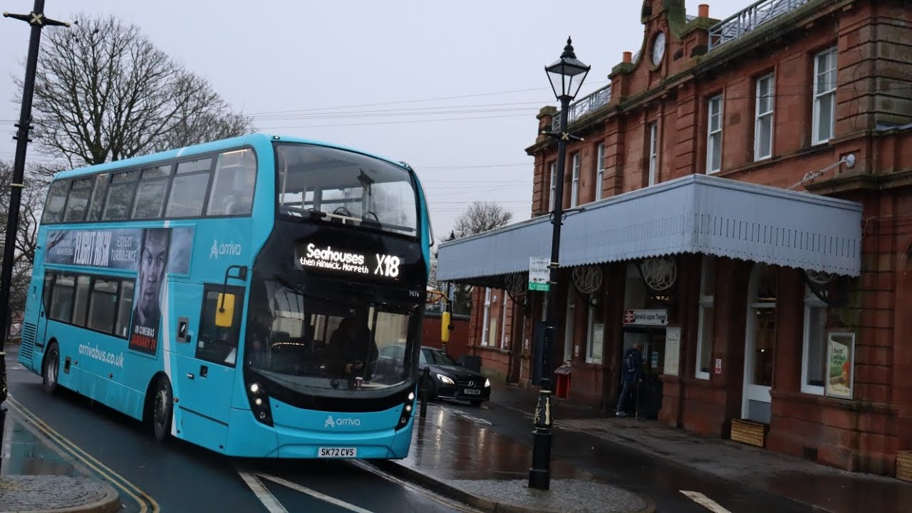 Front Seat View: 7576/SK72 CVS X18 Morpeth - Berwick
