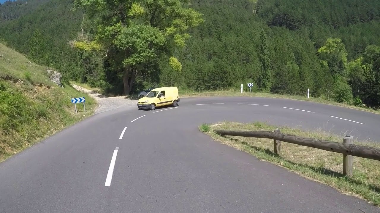 1 300 km en moto 125 : Le road trip de Claude