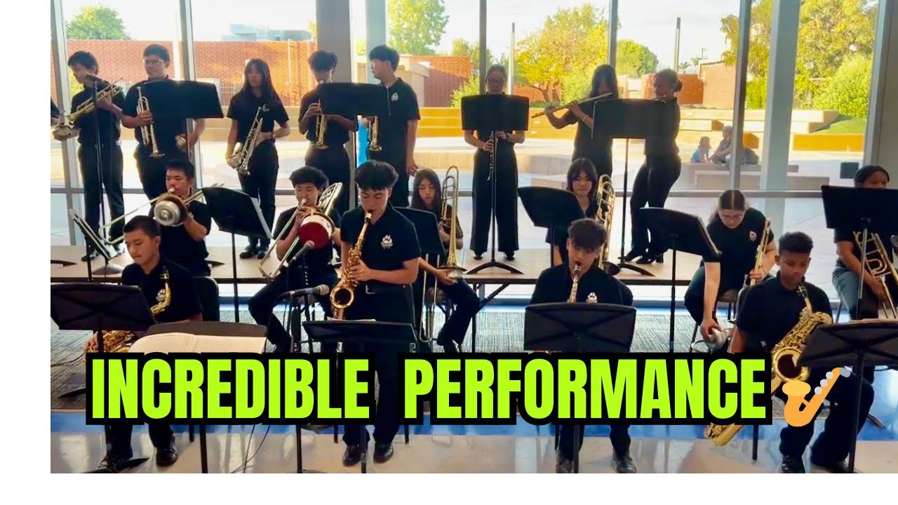 Middle School Jazz Band 🎷 Incredible Student Performance! 