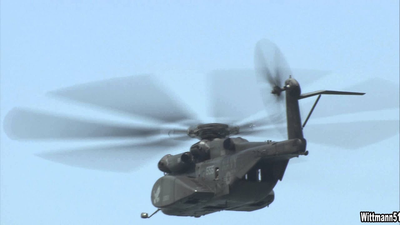Virginia Beach Oceanfront Air Show 2012 - CH53E Superstallion