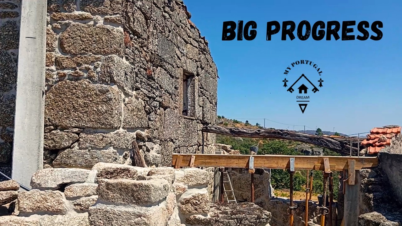 Реставрация руин, устанавливаются опоры для патио (#52)