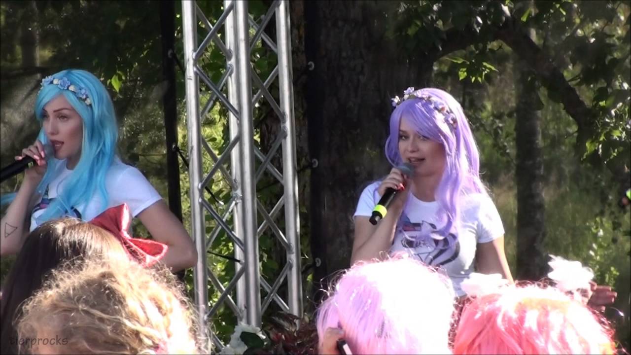 Dolly Style berättar lite om ny videon • Unicorns and Ice Cream •  @ Eskilstuna, 1 juli 2016