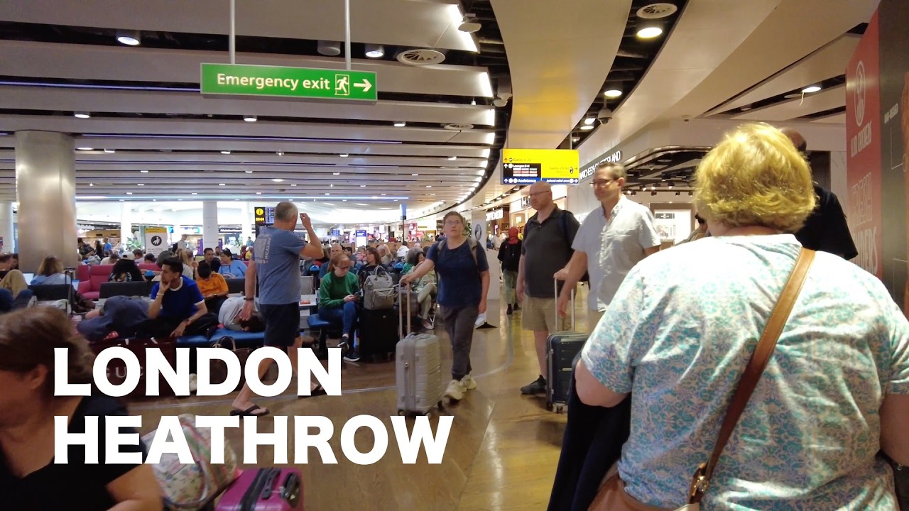 London Heathrow Airport - Walking Tour
