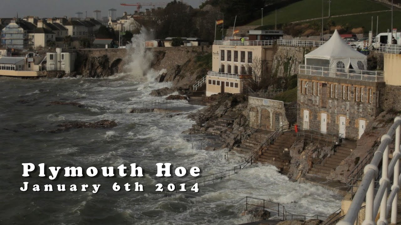Plymouth Hoe | Big Storm Waves
