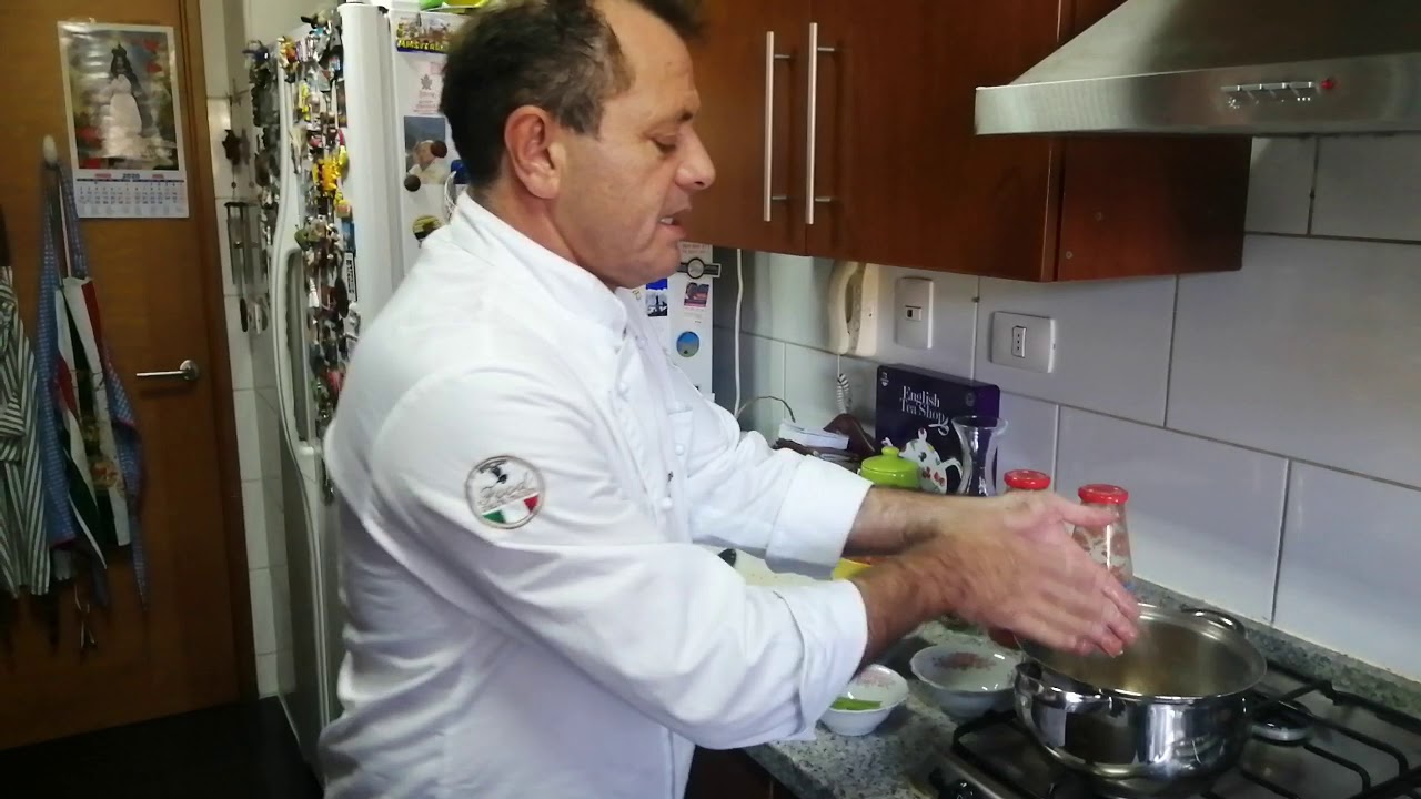 Receta Salsa Bolognesa. Chef Giuseppe D´Agostino