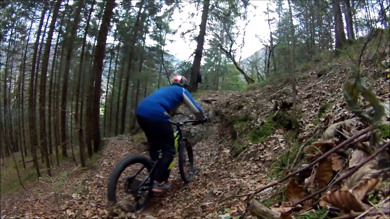 Vossy rides UPHILL extrem
