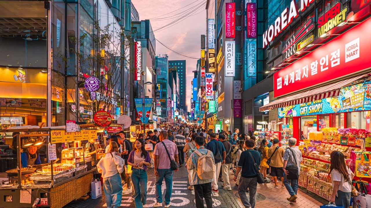 [4K HDR] Cyberpunk Seoul Night Walk: Bustling Myeongdong Shopping Street & Neon Lights ASMR