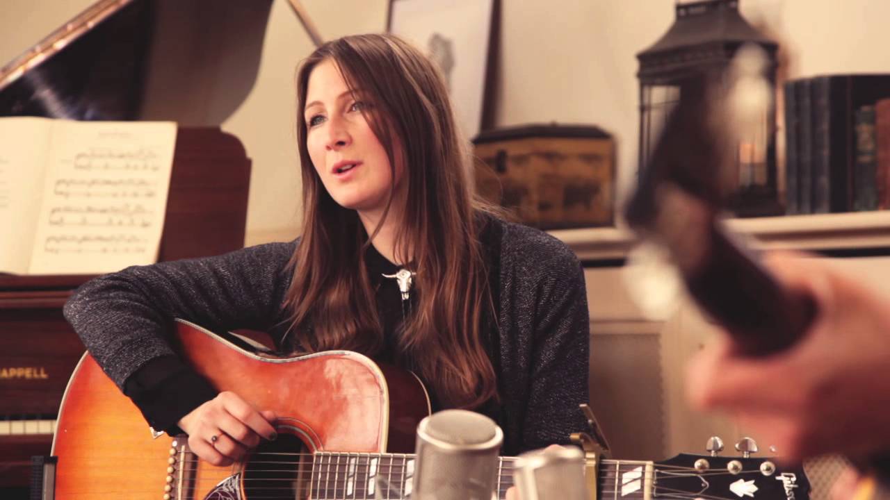 Lotte Mullan - I Don't Believe You [Grand Chapel Sessions]