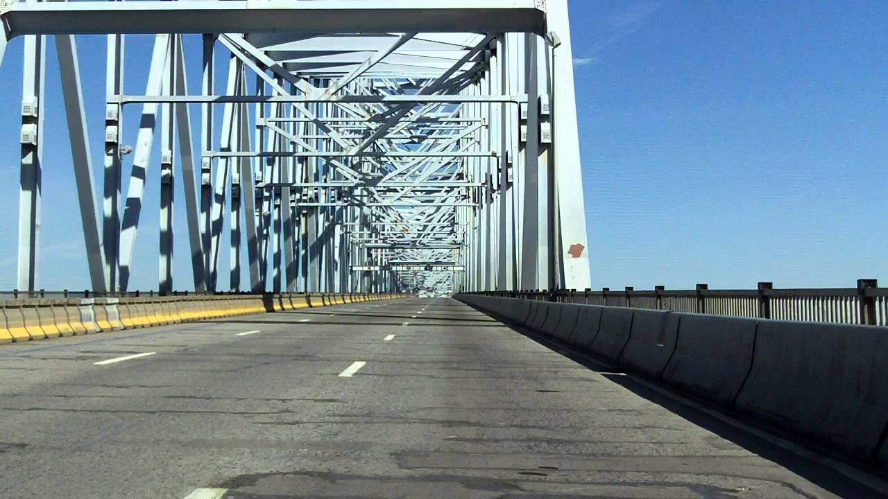 Commodore Barry Bridge westbound