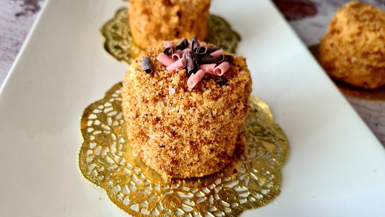 Recette Gâteau au miel en seulement 15 minutes  Gâteau au miel russe recette كيكة العسل الروسية