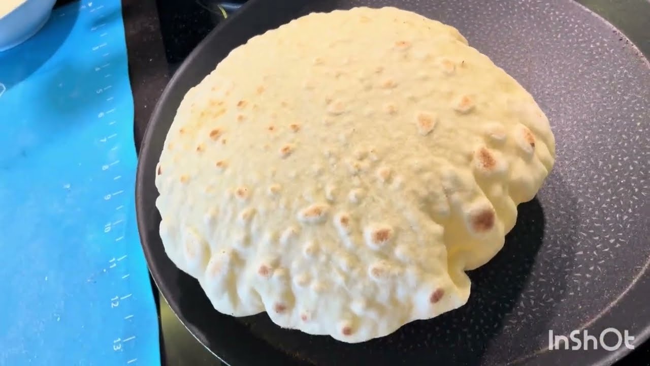 Я приготовила для своих гостей мягкие, пышные базламы (турецкие лепешки) 🫓 и сикмы с сырной начин...