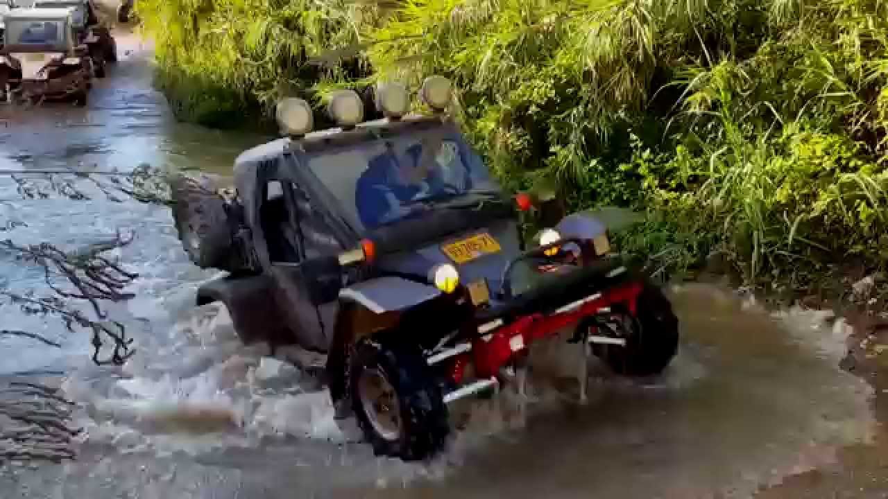 מועדון תומקאר- טיול בוץ בירקון חוצים מעבר מים