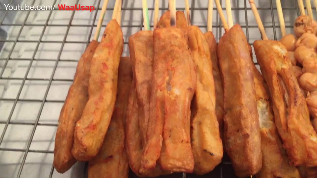Street Foods - Grilled Squids - Fresh Coconut Ice Cream