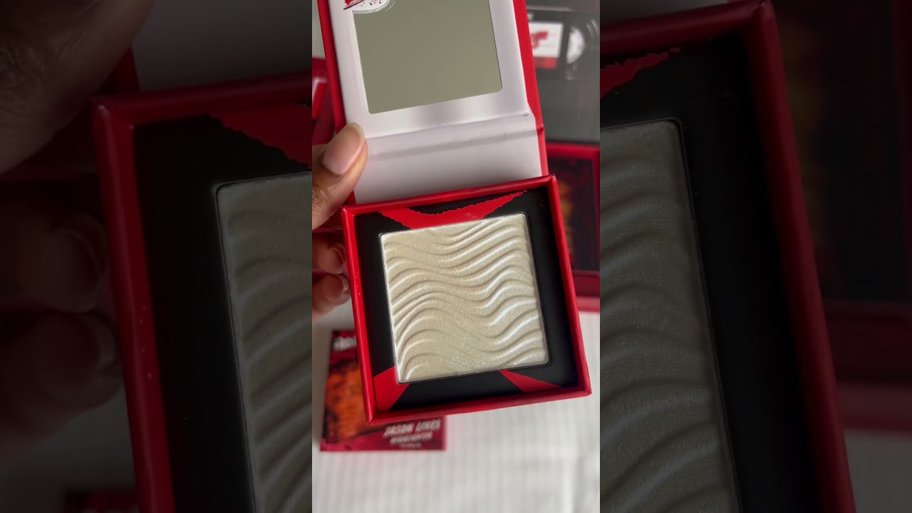 Unboxing my Glamlite X Friday 13th #halloweenmakeup #gelbeauty87