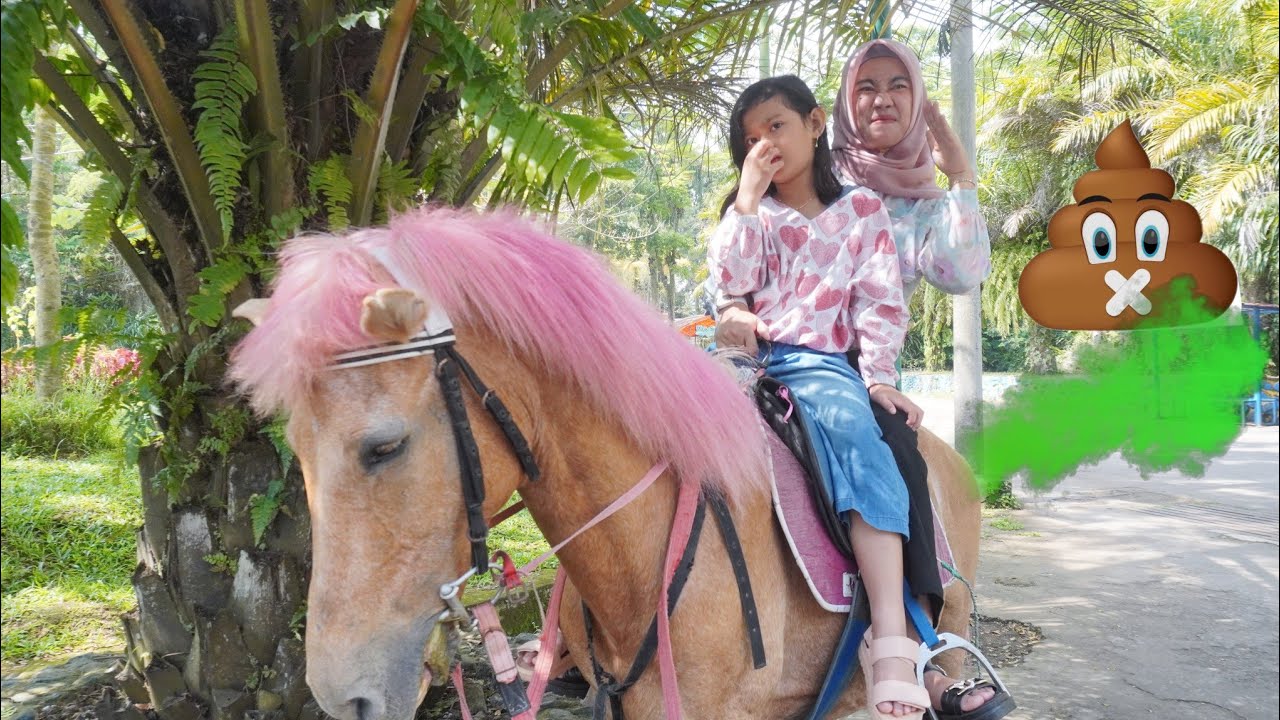 VLOG LIBURAN BERMAIN DAN NAIK KUDA PONI PINK 🎠 | Salsa and family