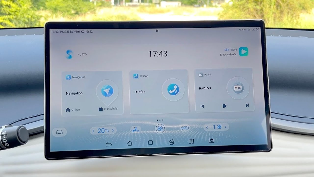 BYD Atto 3 fedélzeti rendszer