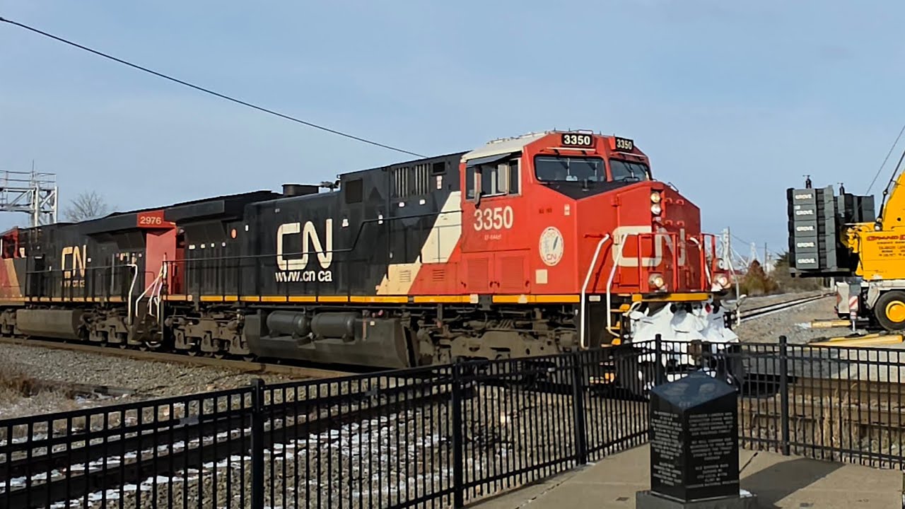 Canadian national eastbound M302 3350+2976+mid DPU's 2944+3267 durand Michigan November 11 2025
