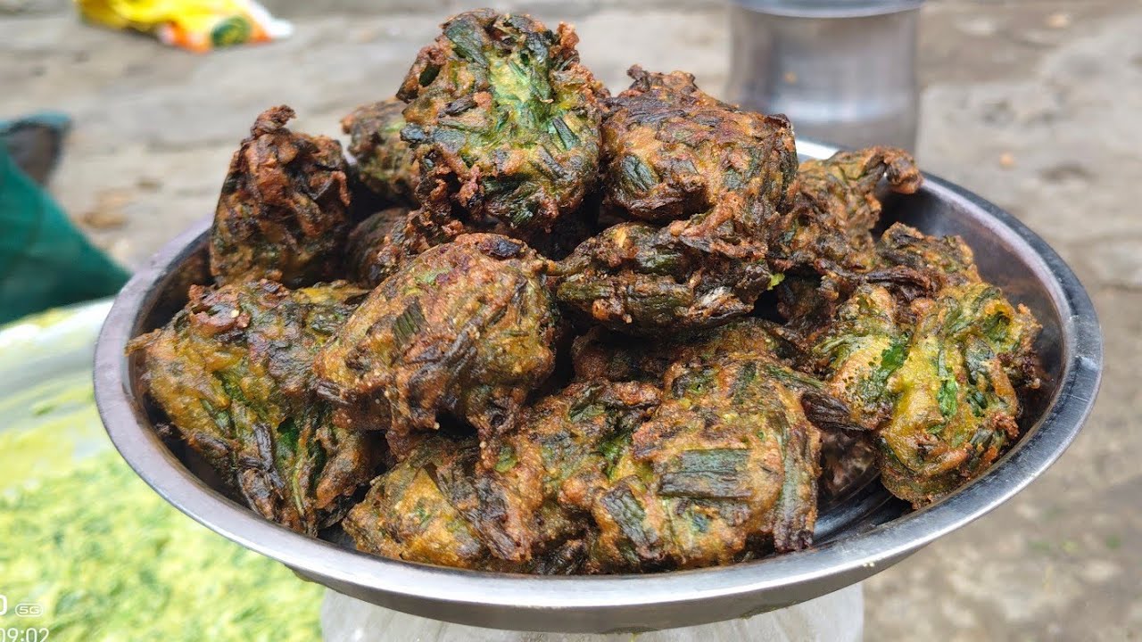 प्याज और पालक के प्याजी/पकोड़े/प्याजी बनाने का सबसे आसान और सही तरीका/Original/Pyazi recipe.