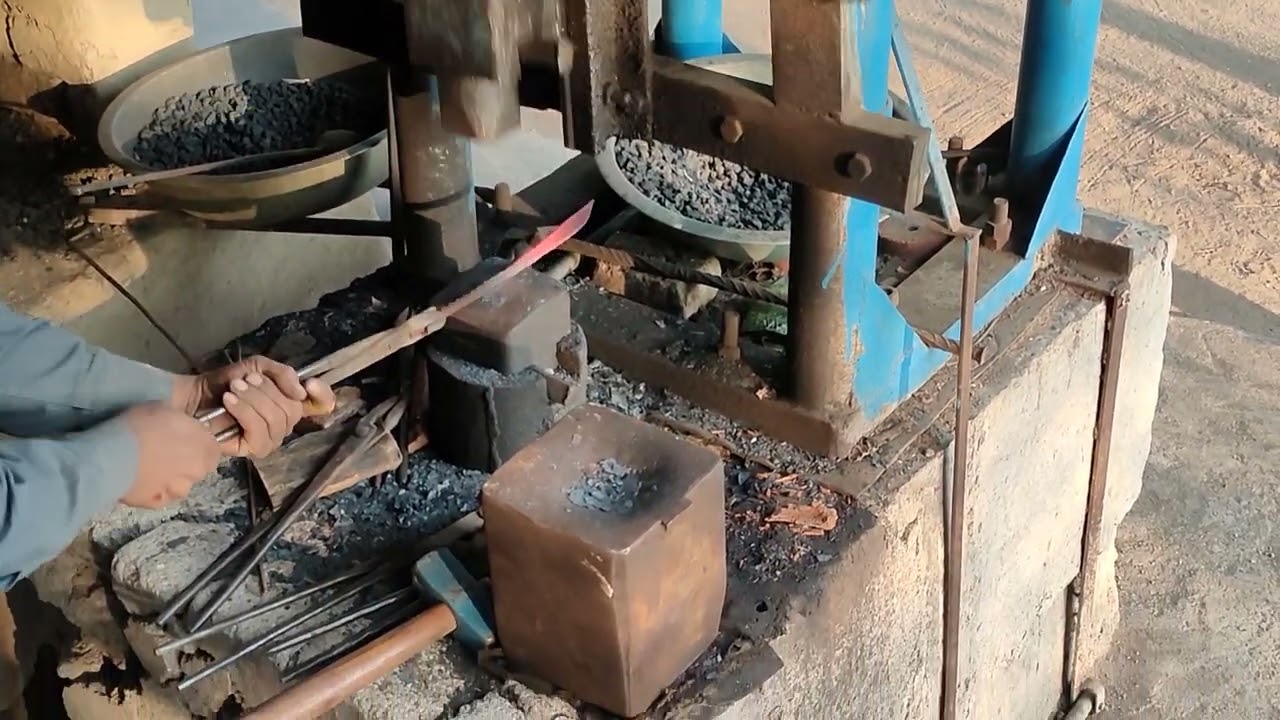 Hammer machine satisfying video.