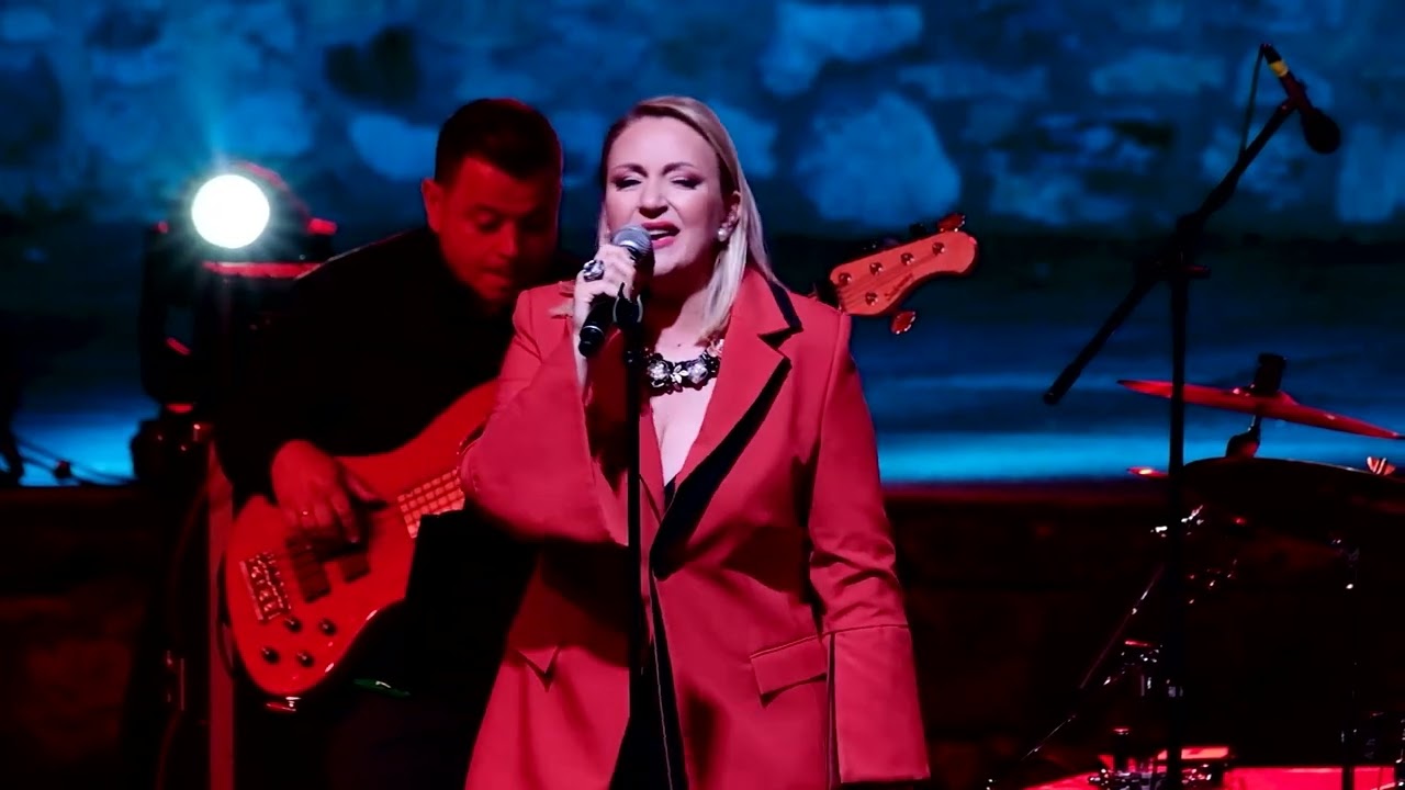 Maja Tatić - Dani i godine (LIVE)