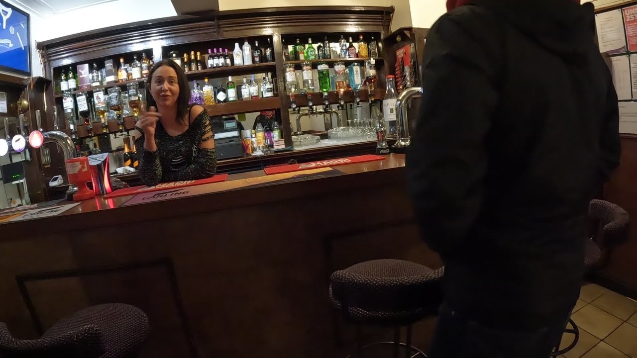getting drunk in a rough Scottish town! 🏴󠁧󠁢󠁳󠁣󠁴󠁿